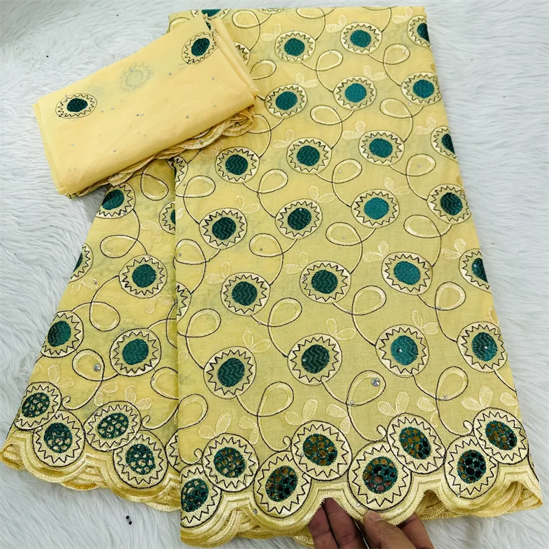 7 dvore Švajčiarskej čipky textílie najnovšie ťažké Vyšívanie korálkami Afriky 100% bavlnené tkaniny Swiss voile čipky populárne Dubaj štýl HL09037