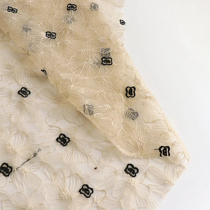 Kvalita gázy tissus Nové výšivky tissu Ľahké a mäkké šaty DIY príslušenstvo tela